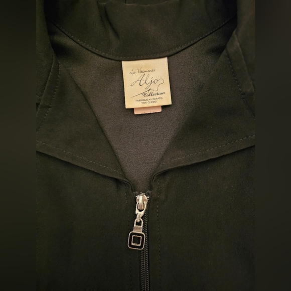 Women uniform - Picture 3 of 4